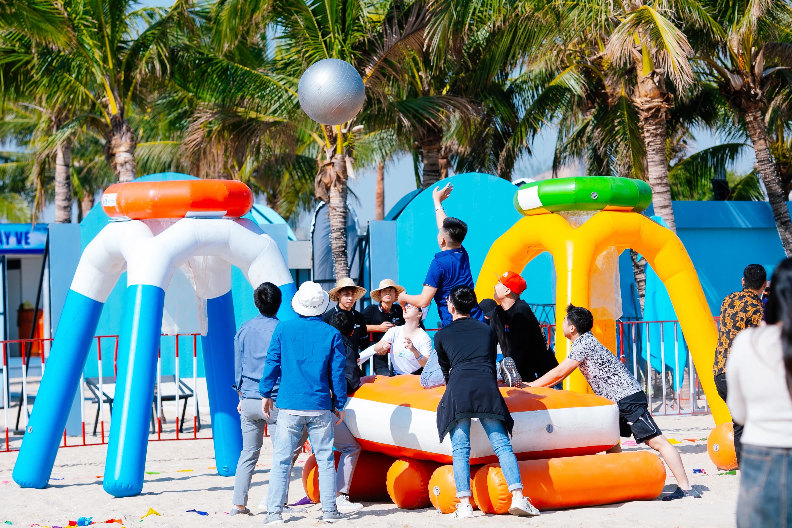 TỔ CHỨC TEAM BUILDING AMAZING RACE
